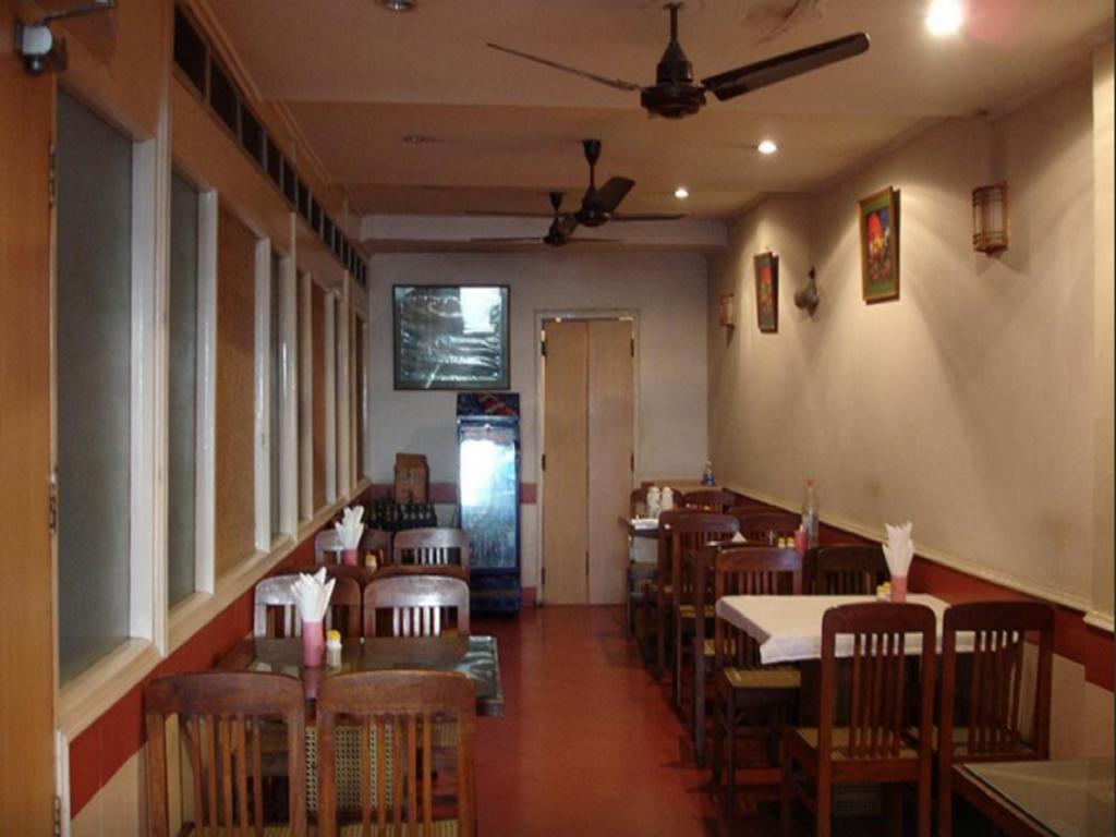 Hotel Executive Lucknow Extérieur photo
