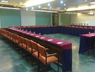 Oyo 15791 Flagship Hotel Executive Hazratganj Lucknow Extérieur photo